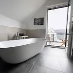 Dreamy Vibes Mit Privatem Pool & Rheinblick וילה *