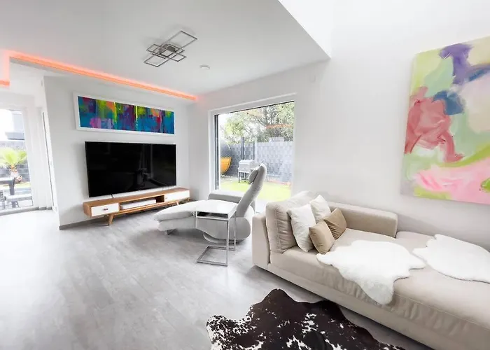 Dreamy Vibes Mit Privatem Pool & Rheinblick Niederkassel